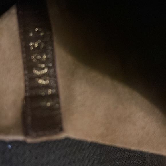 Stuart Weitzman - Picture 3 of 7